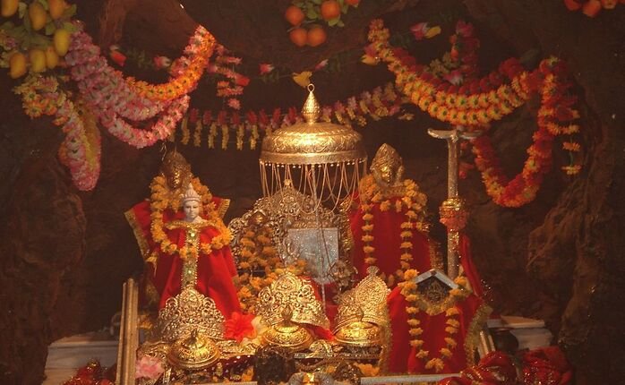 11_17_150565286vaishno-4