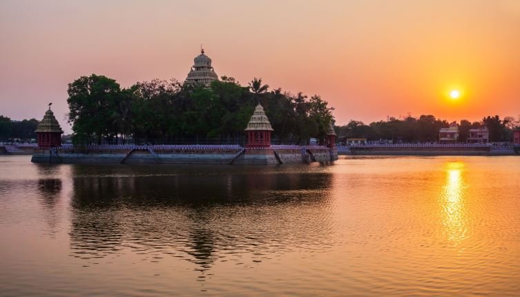 Vandiyur Mariamman Temple in Madurai
