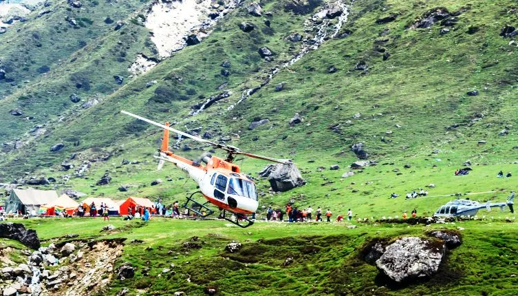 HelicoptertoKedarnath